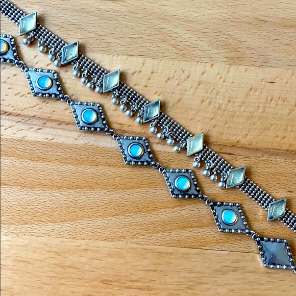 Silver choker set